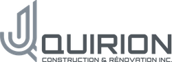 Le logo de quirion construction et rénovation inc. est gris et noir.
