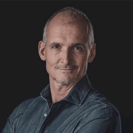 Bart van der Hart geniet van Albir