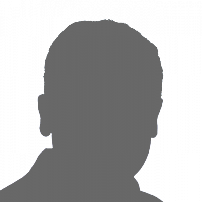 Auf weißem Hintergrund ist die Silhouette eines Männerkopfes zu sehen.