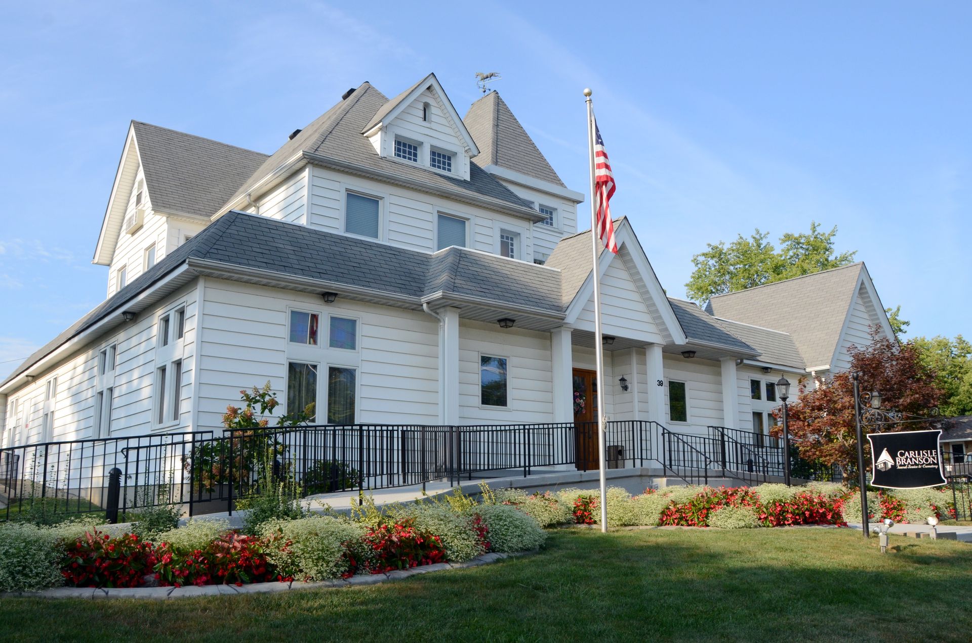 CarlisleBranson Funeral Service & Crematory