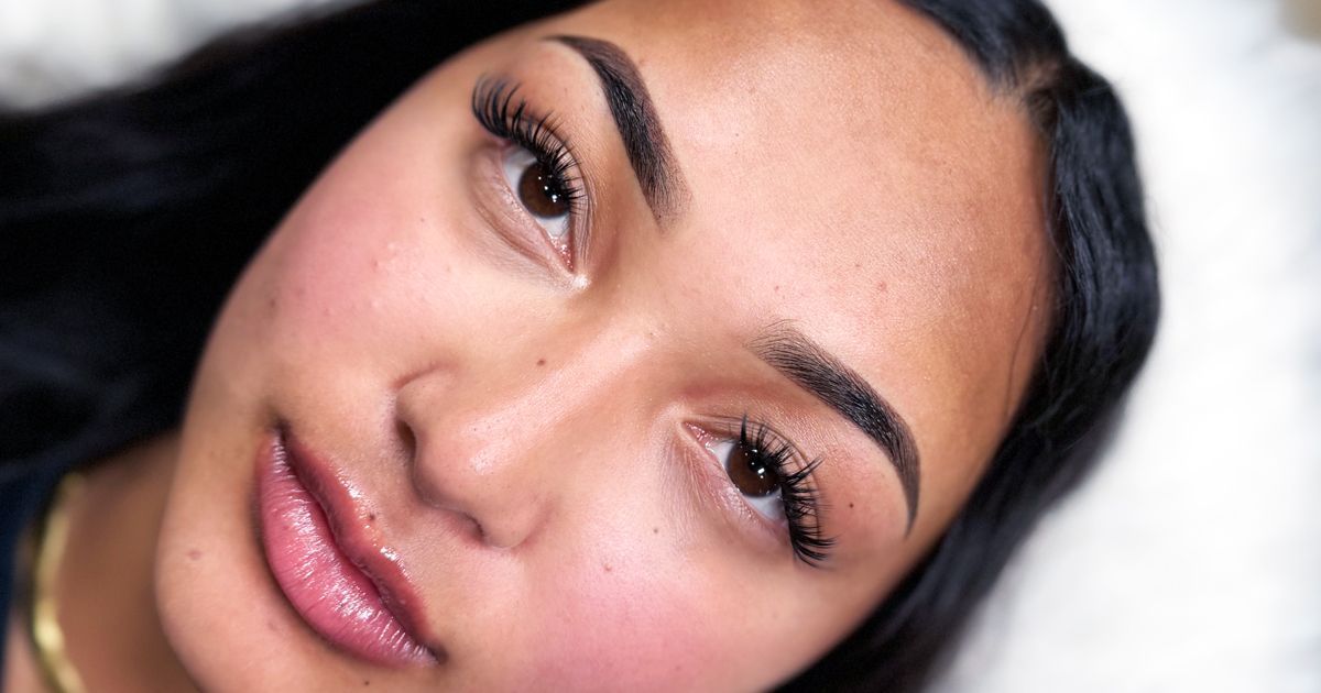 woman doing microblading