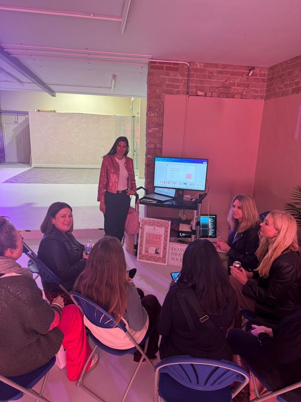 donna herts social - instagram training - social media expert