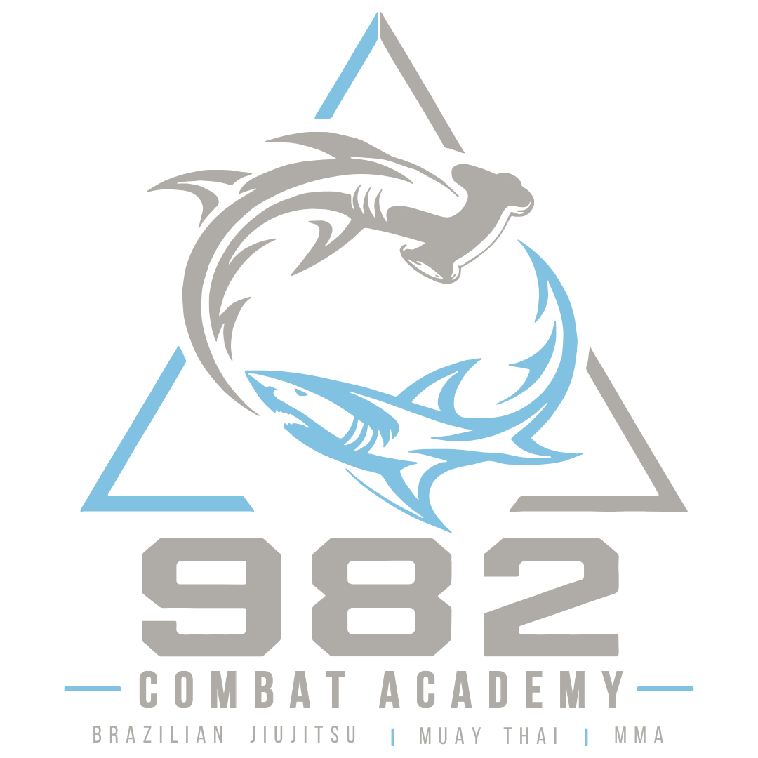 982 Combat Academy's Logo