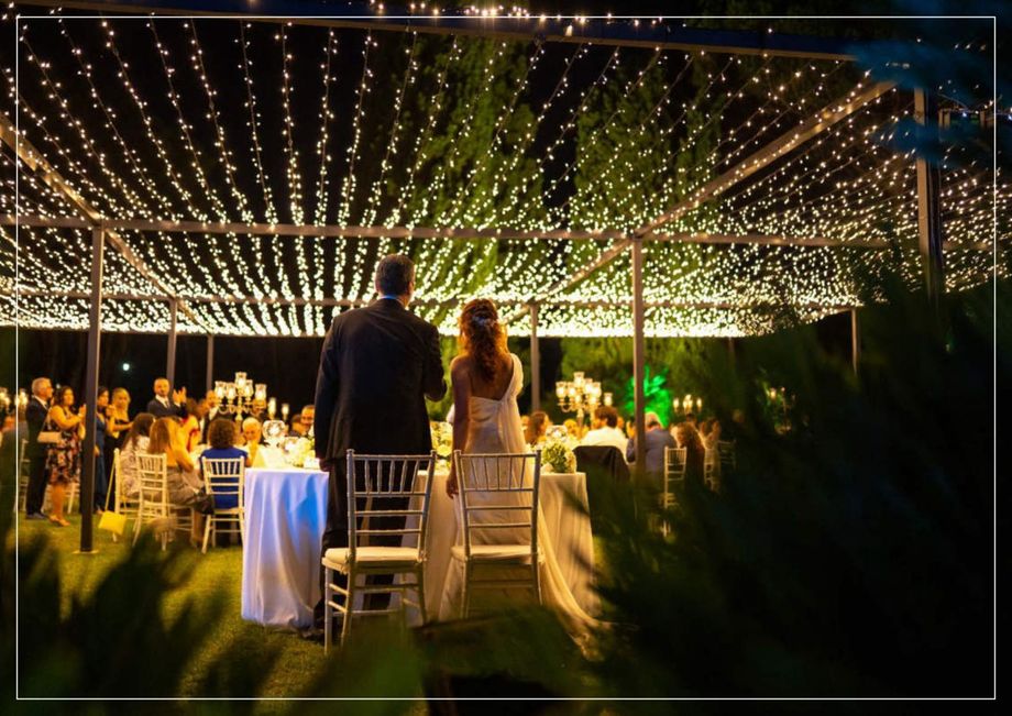 matrimonio con illuminazioni scenografiche per eventi a Roma