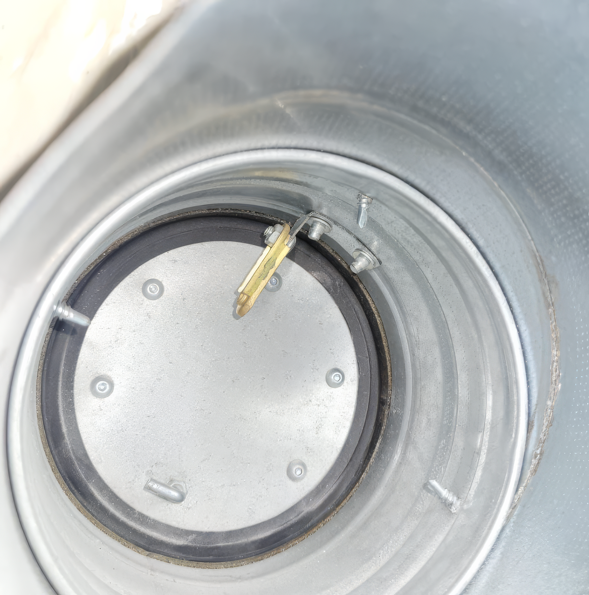 hey-service-group-fire-damper-fire-stopping-tr19-cleaning-legionella-hvac.webp