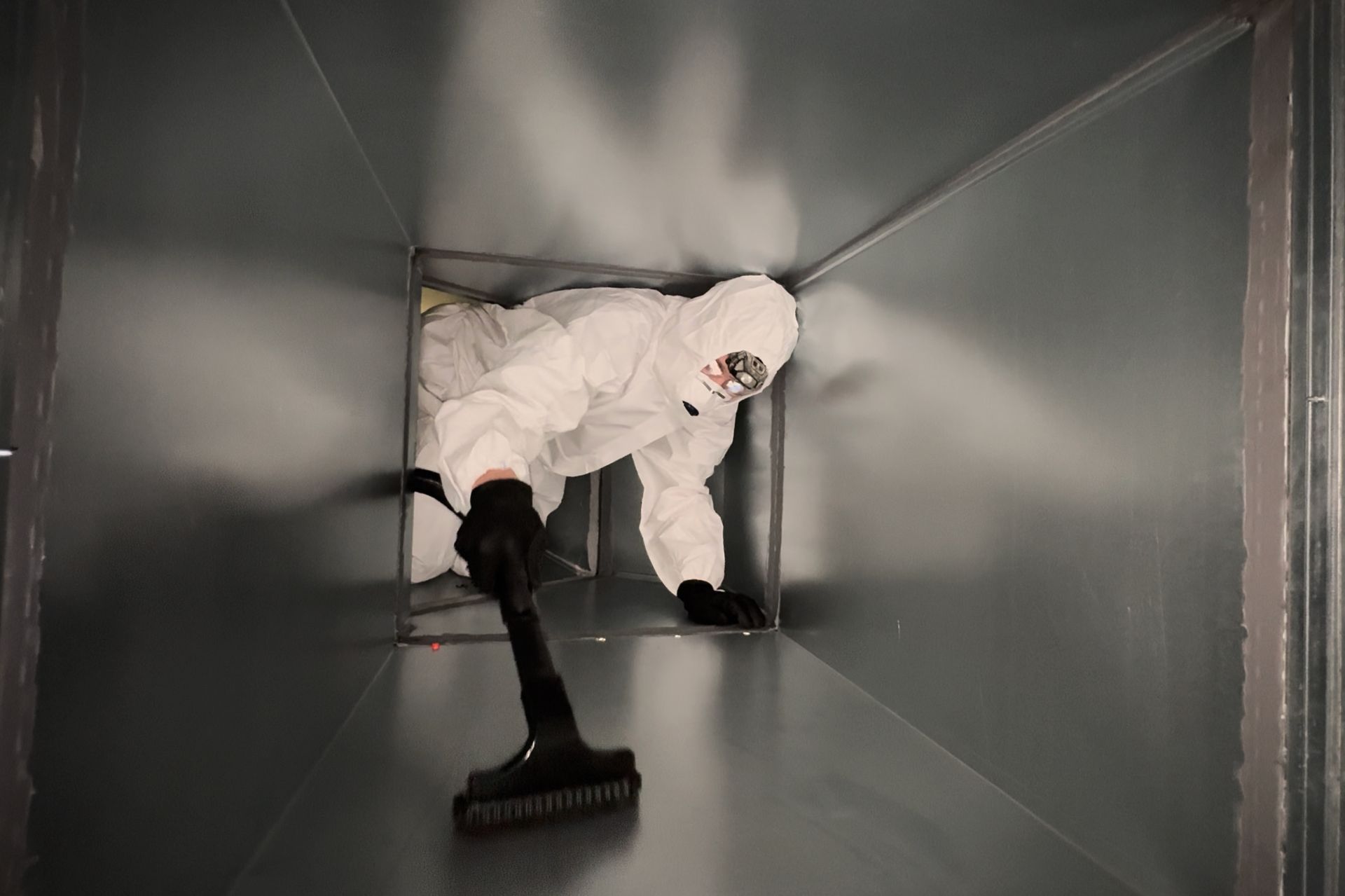 hey-service-group-fire-damper-fire-stopping-tr19-cleaning-legionella-hvac.webp