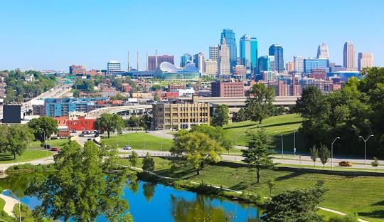 Dumpster Rental – Overland Park, KS
