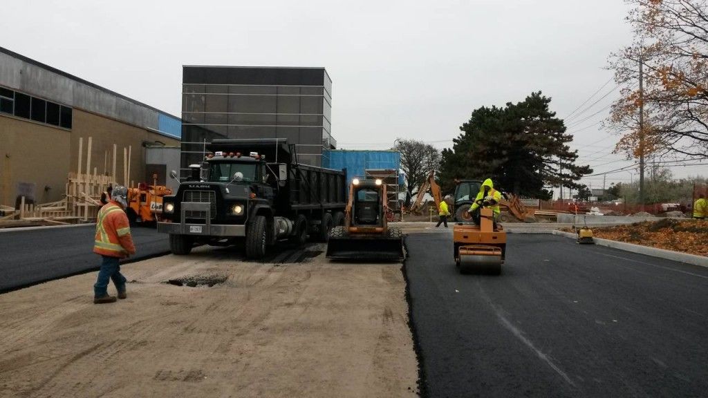	
commercial asphalt paving contractors Near me