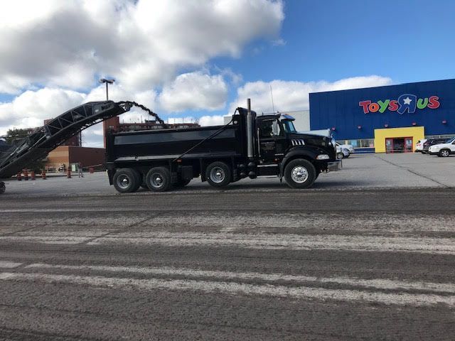 	
commercial parking lot paving