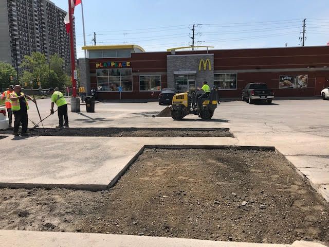 	
commercial parking lot paving