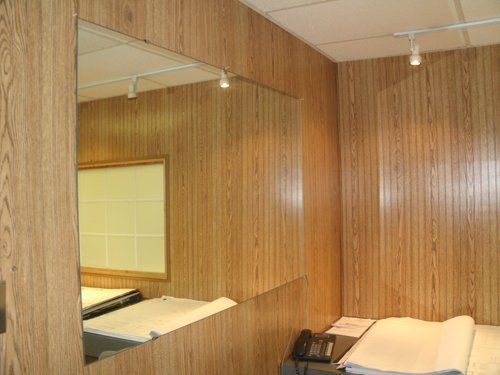 Office Work with Wide Mirror — Chattanooga, TN — Hubbuch Glass Co