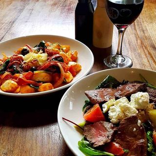 Dine-in at the Munster Arms Hotel in Ballarat