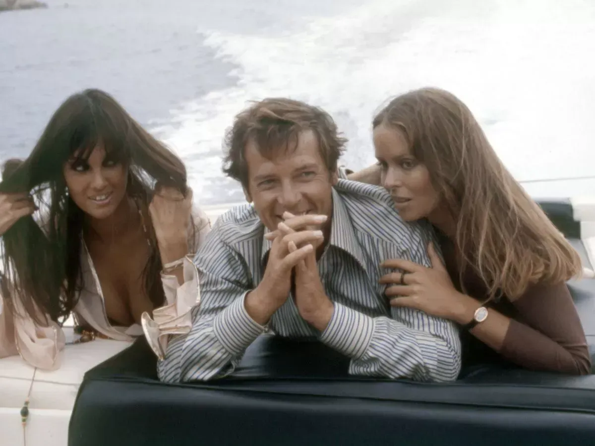 Caroline Munro with Roger Moore on the set of The Spy Who Loved me