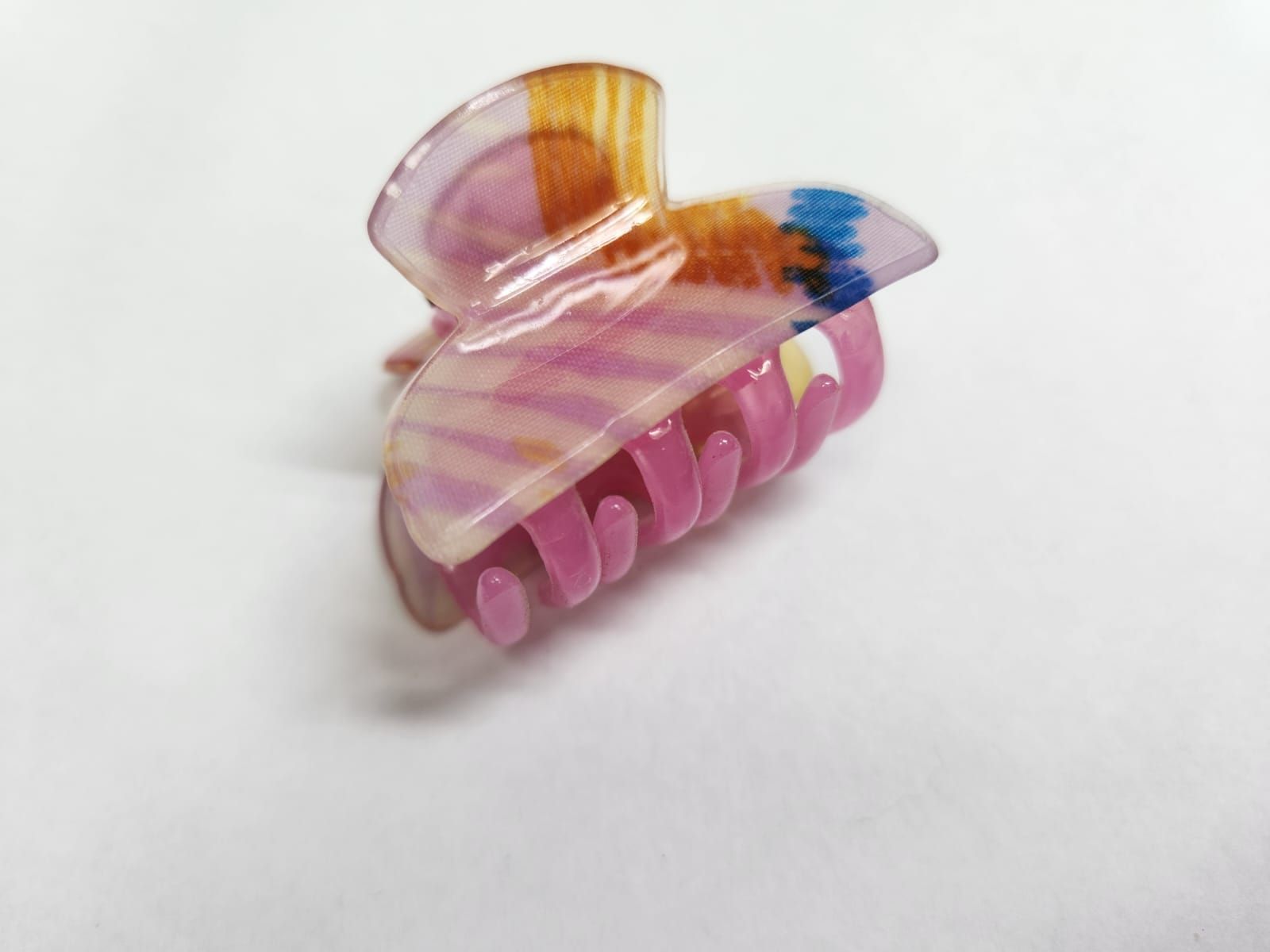 Broche garra multicolor acrílico transparente