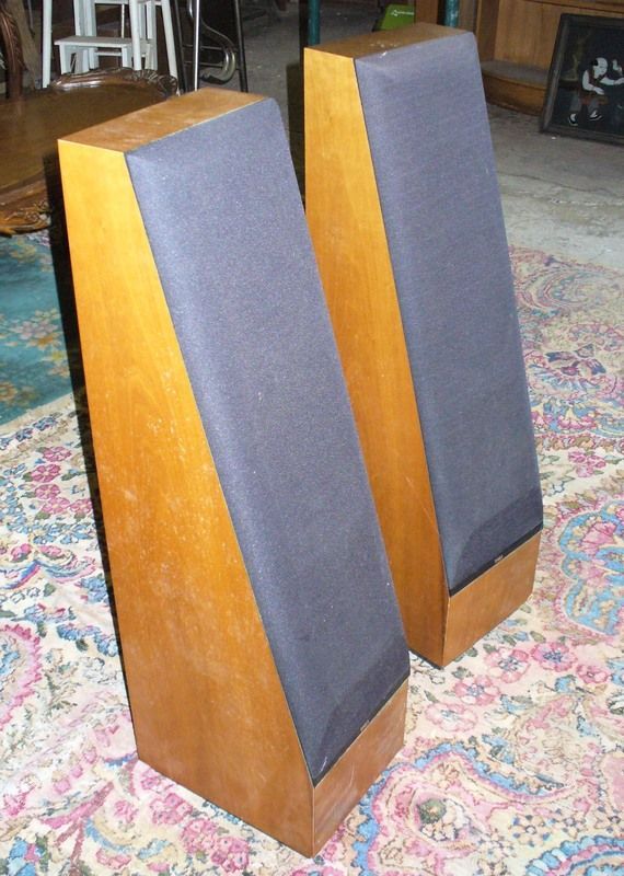 Vintage speakers & stereo equipment, tube amps, tuners, etc.