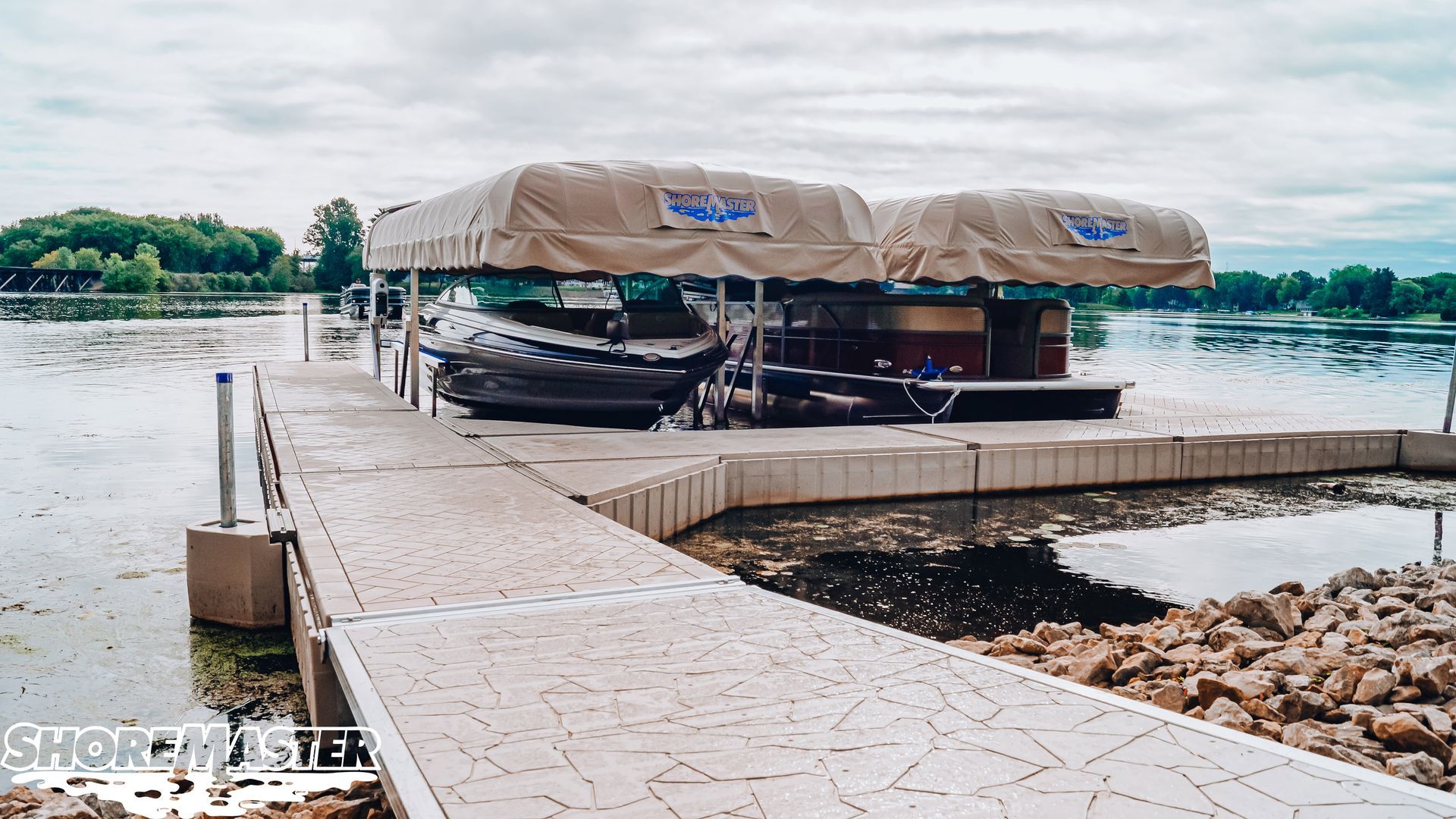 floating tan poly dock 