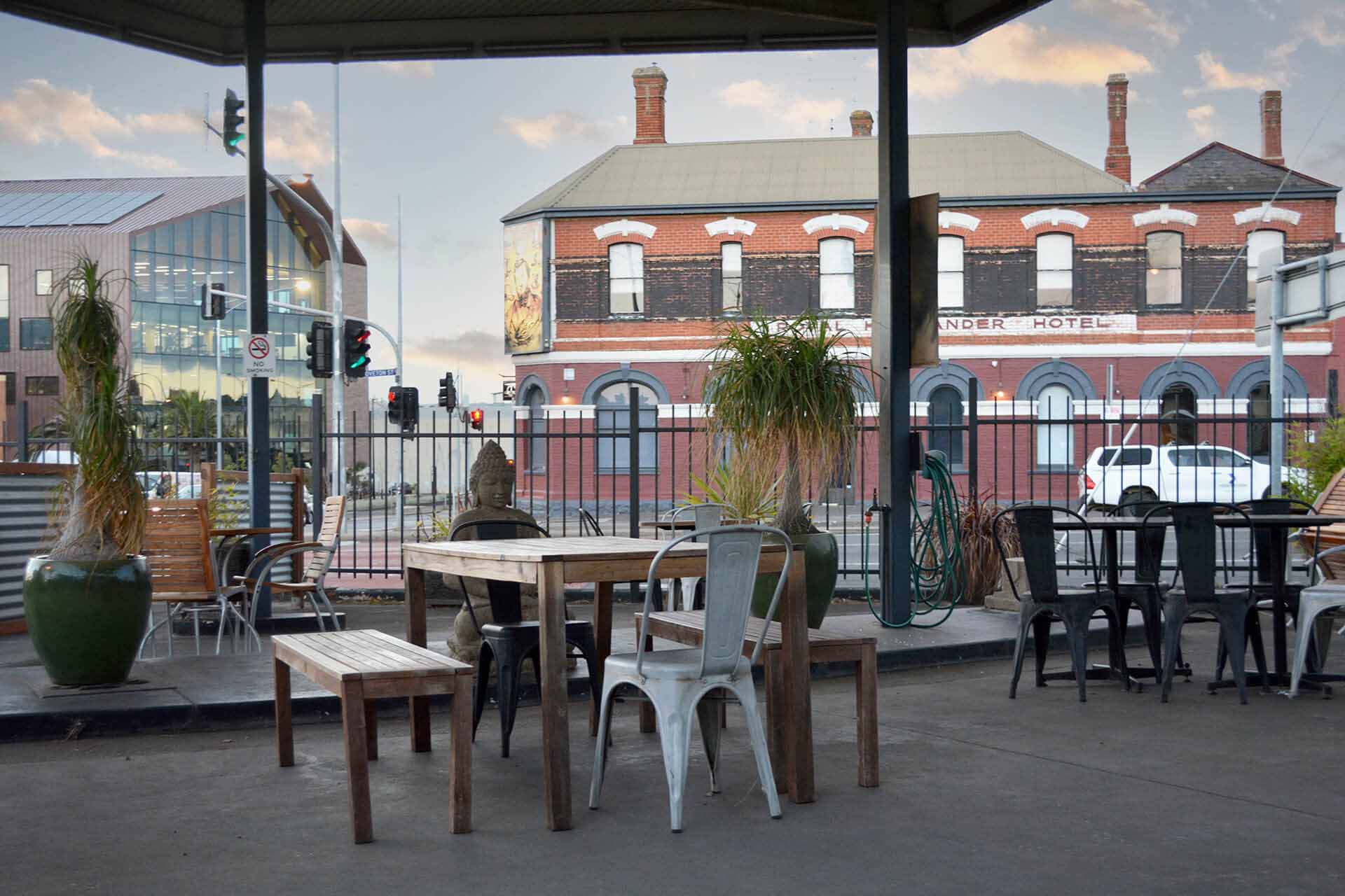 IneXterior Cafe Ballarat