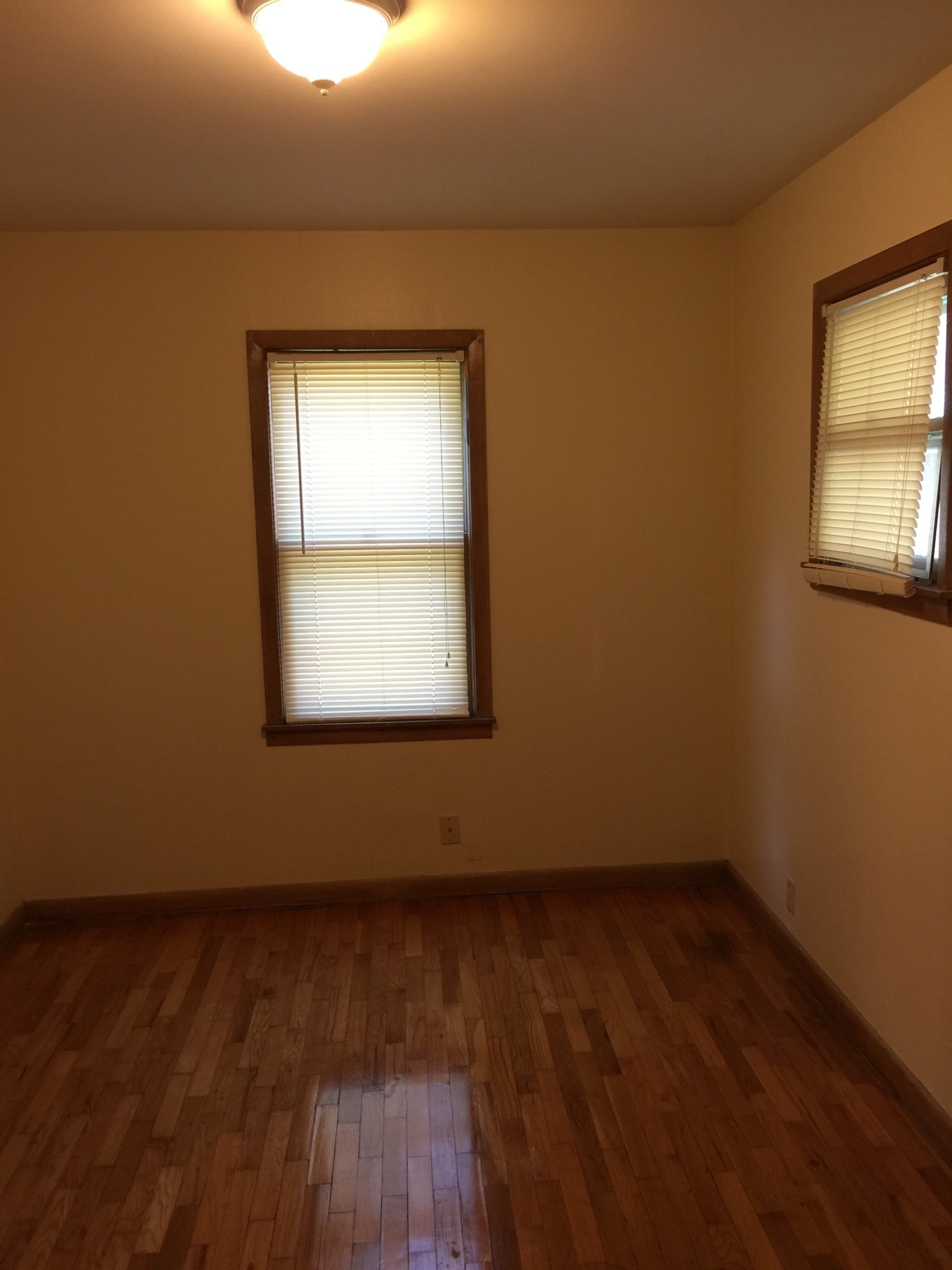 1 Bedroom Unit. Leavenworth, KS A and K Rentals