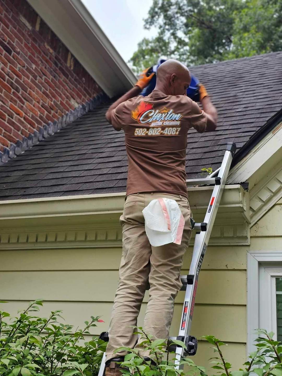 Gutter guards & cleaning Louisville, KY Claxton Gutter