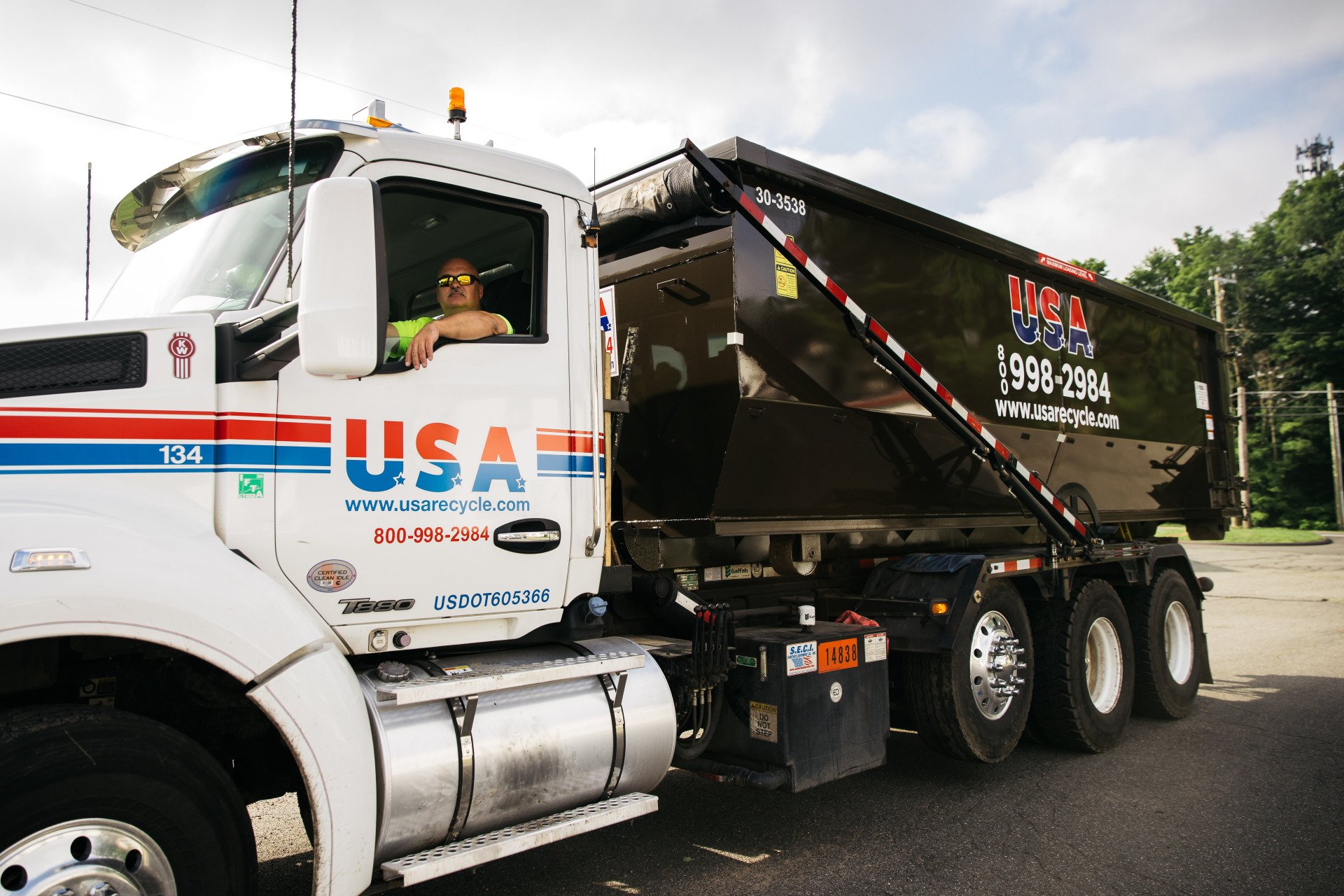 Commercial Trash Pickup, Recycling & Dumpster Rentals USA Waste
