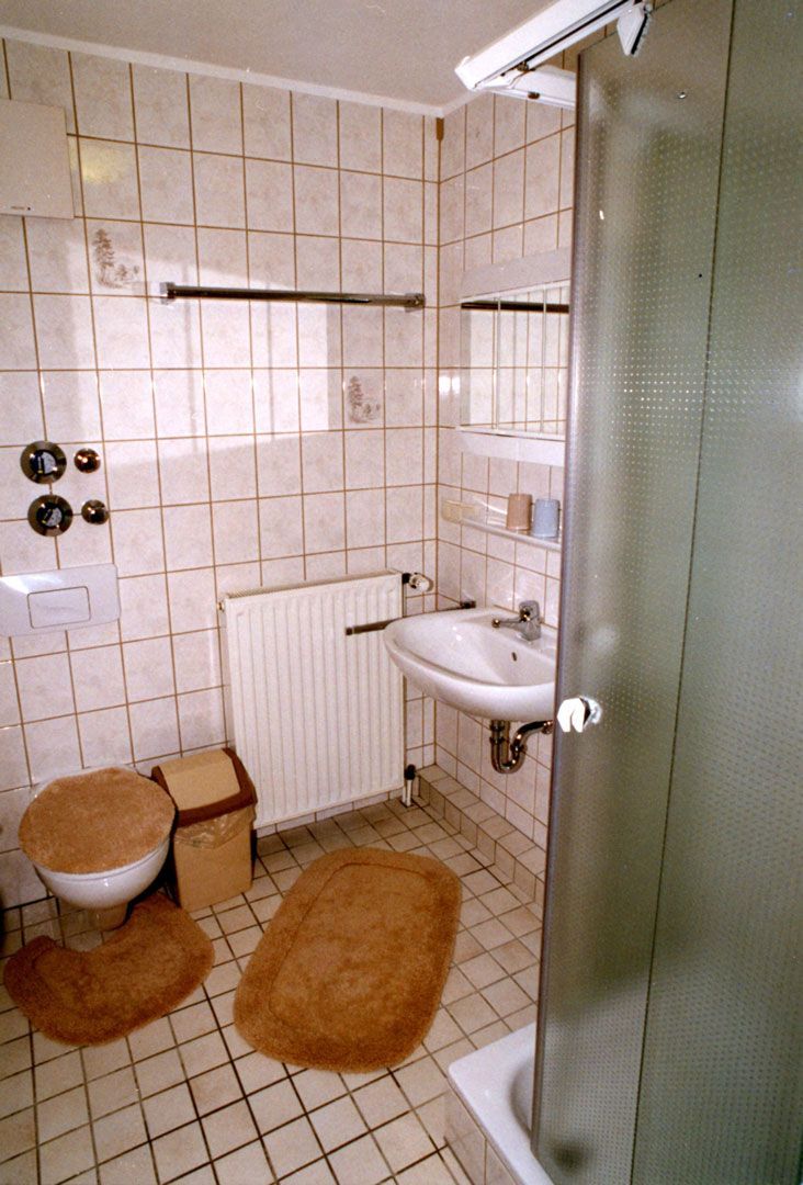 Sanitärraum in einem Zimmer vom Hotel garni „Zur Krim“