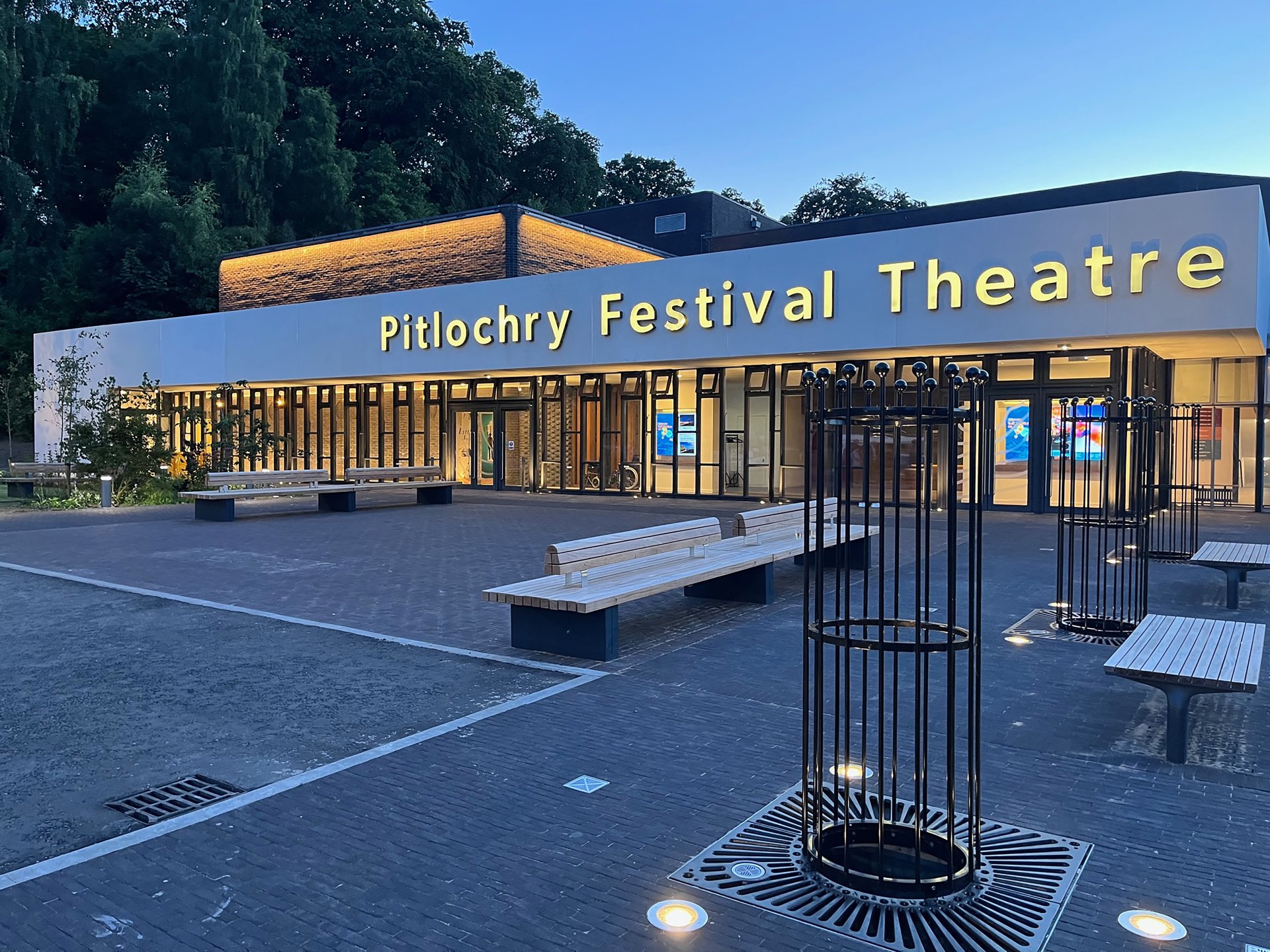 Pitlochry Festival Theatre Suzie Bridges Architects Design Studio pitlochry-festival-theatre-suzie-bridges-architects-design-studio