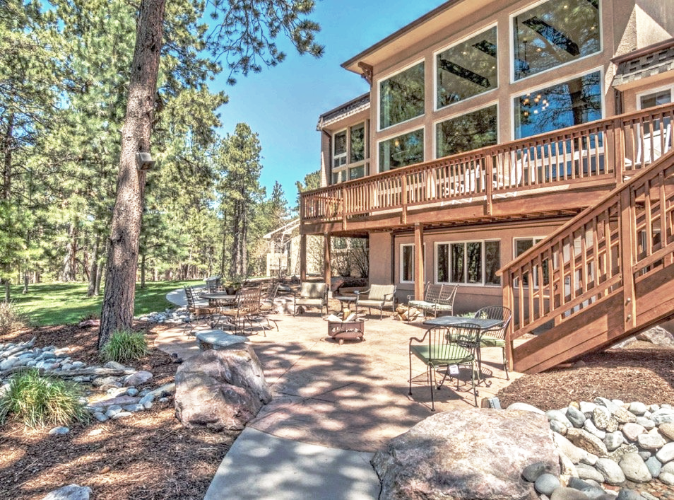 the hideaway Inn for light of mine women's retreat in colorado