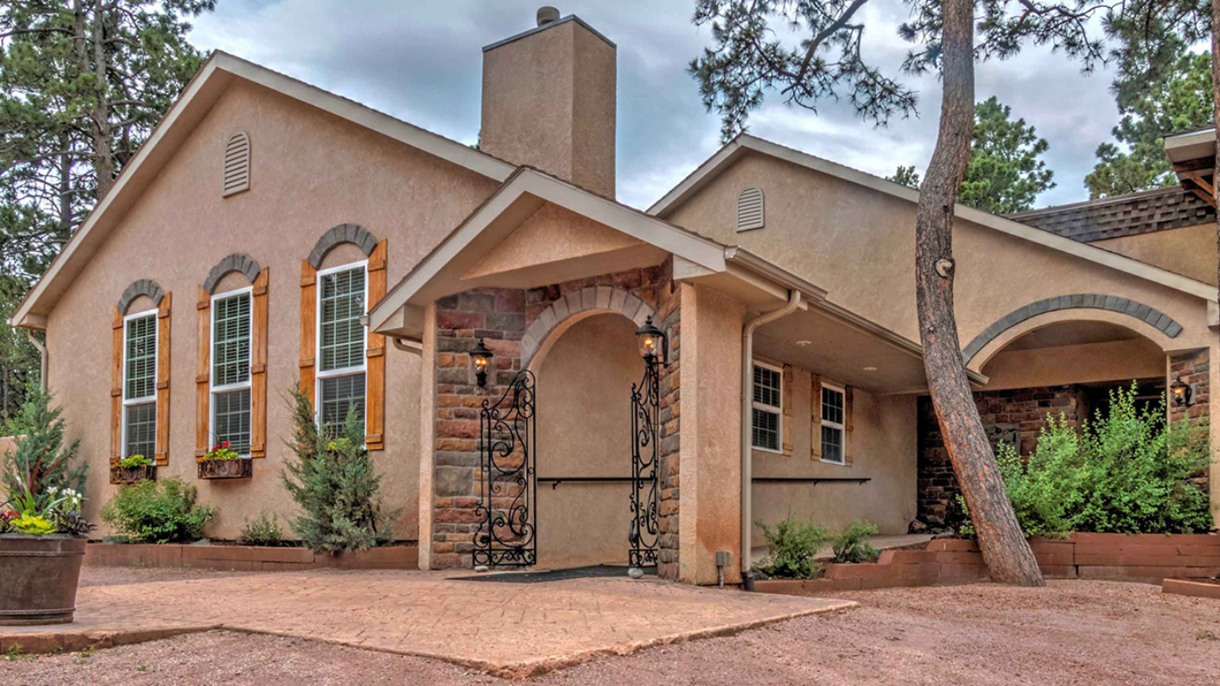 the hideaway retreat venue in colorado