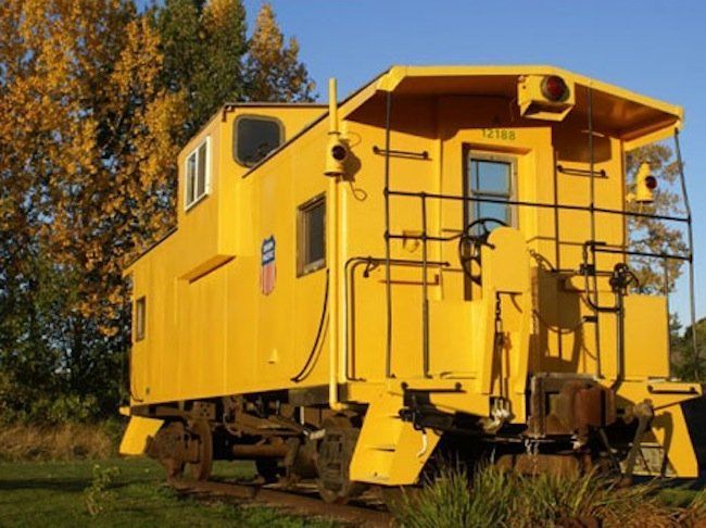 caboose-vintage-train-conversions