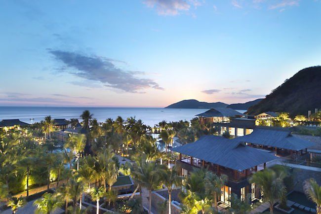 sanya-exterior-1
