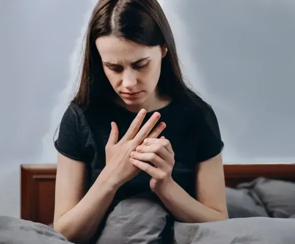 woman with hand pain