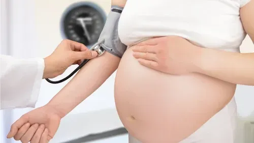 blood pressure in a pregnant woman 