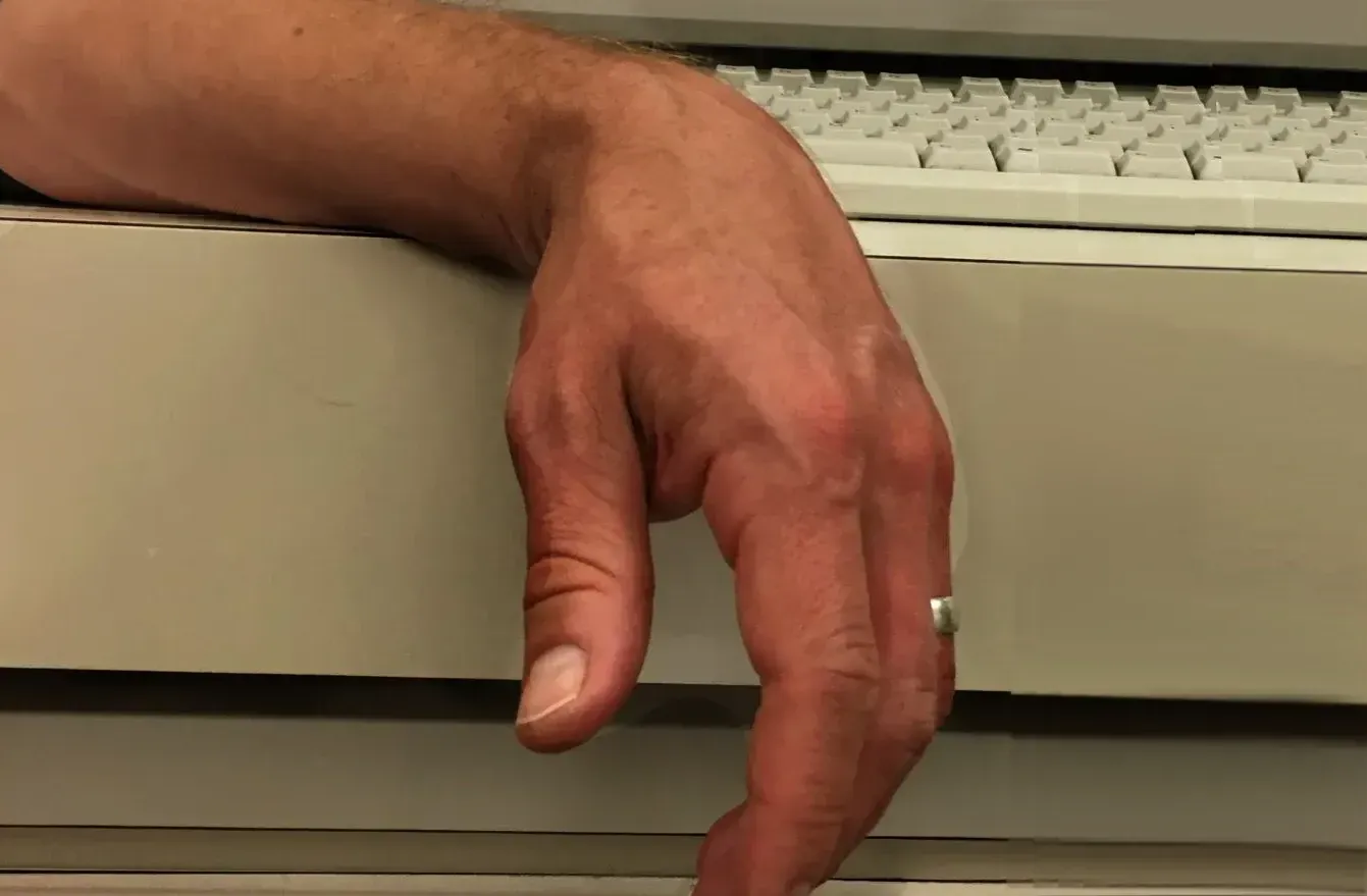 weak hand