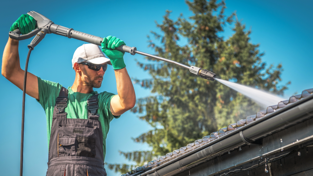 Gallery Image | A+ Window and Gutter Cleaning