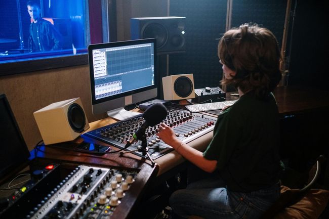 pro studio build