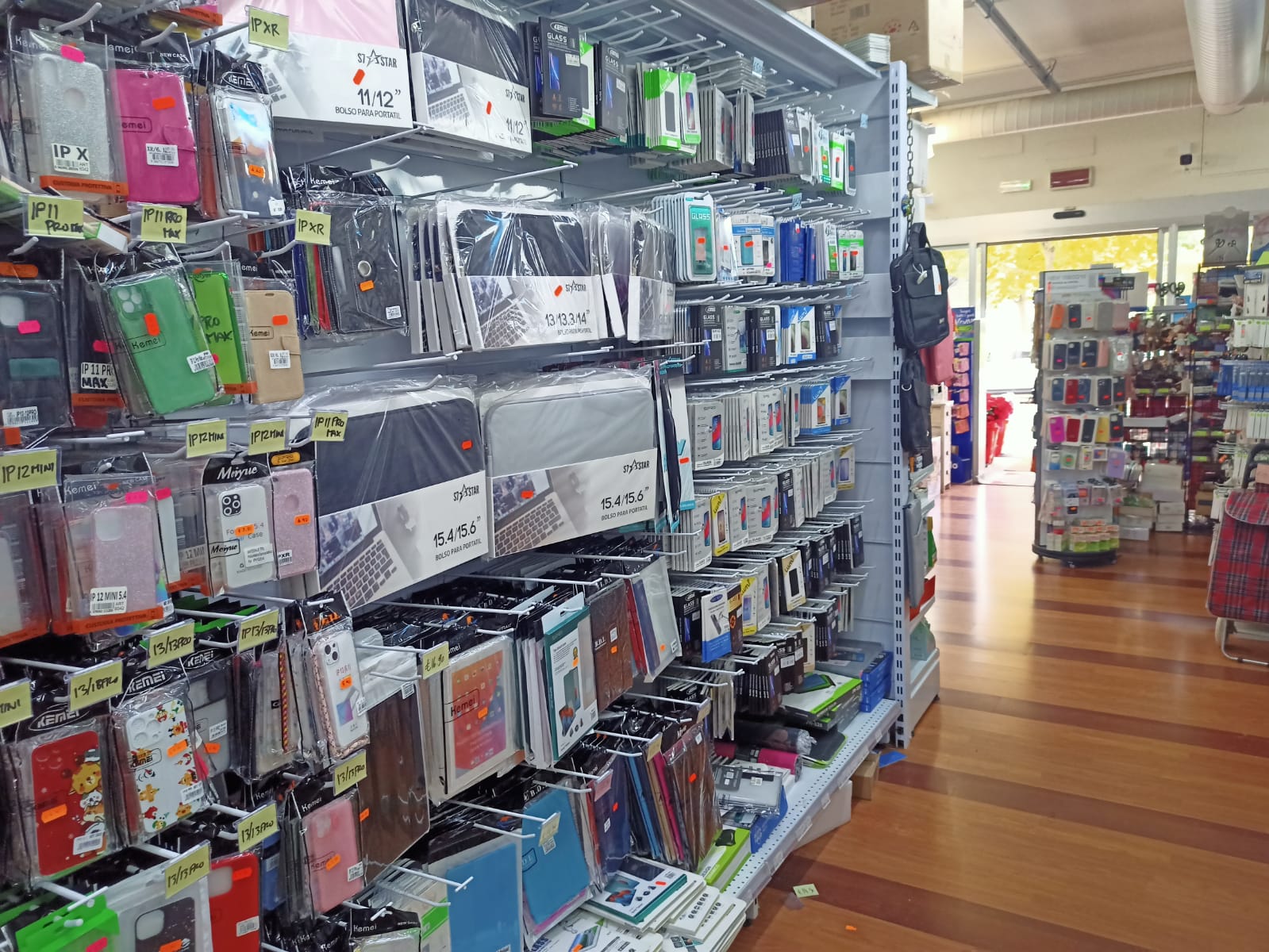accessori di elettronica 2