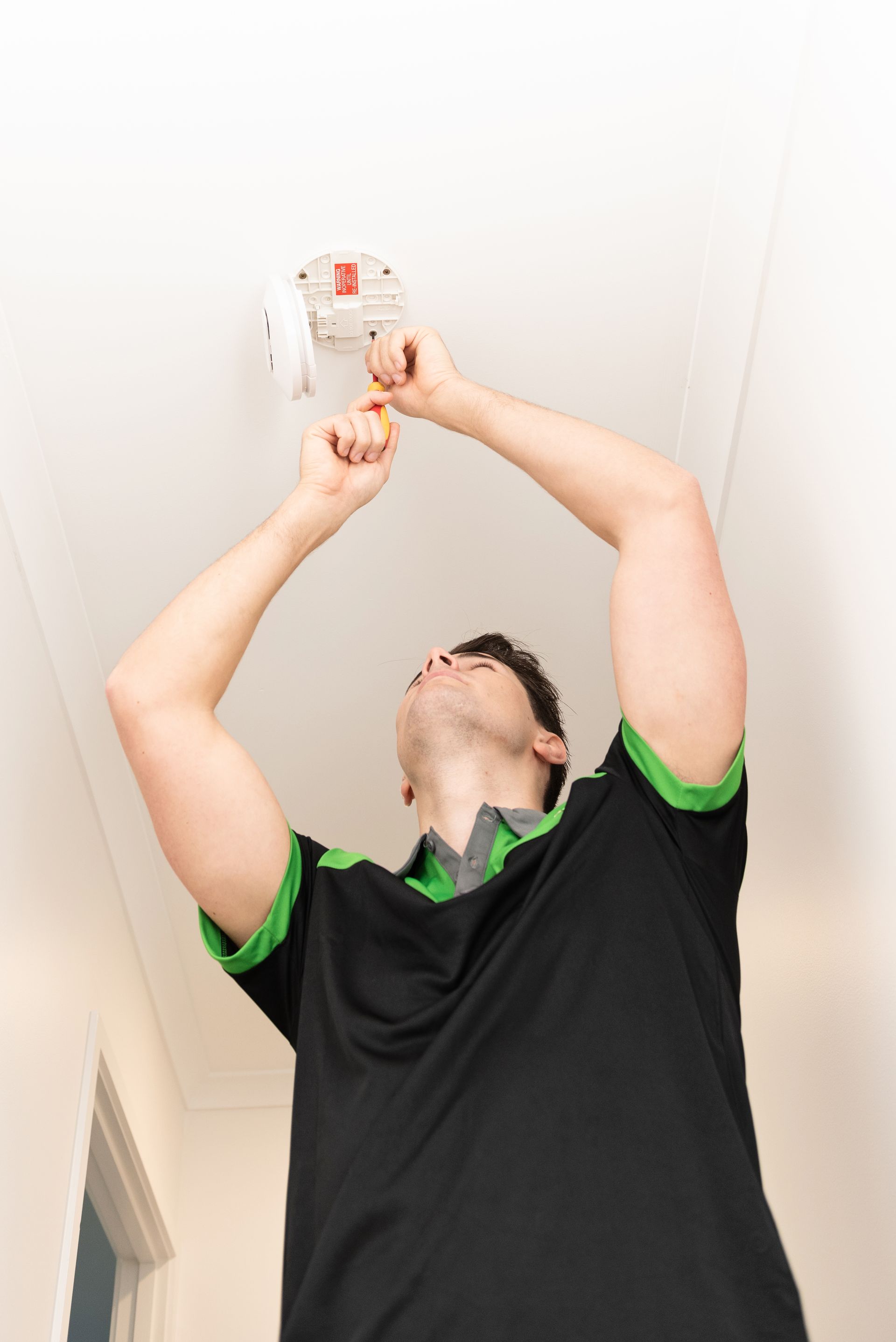 Fast Smoke Alarm Repairs For Little Mountain Families