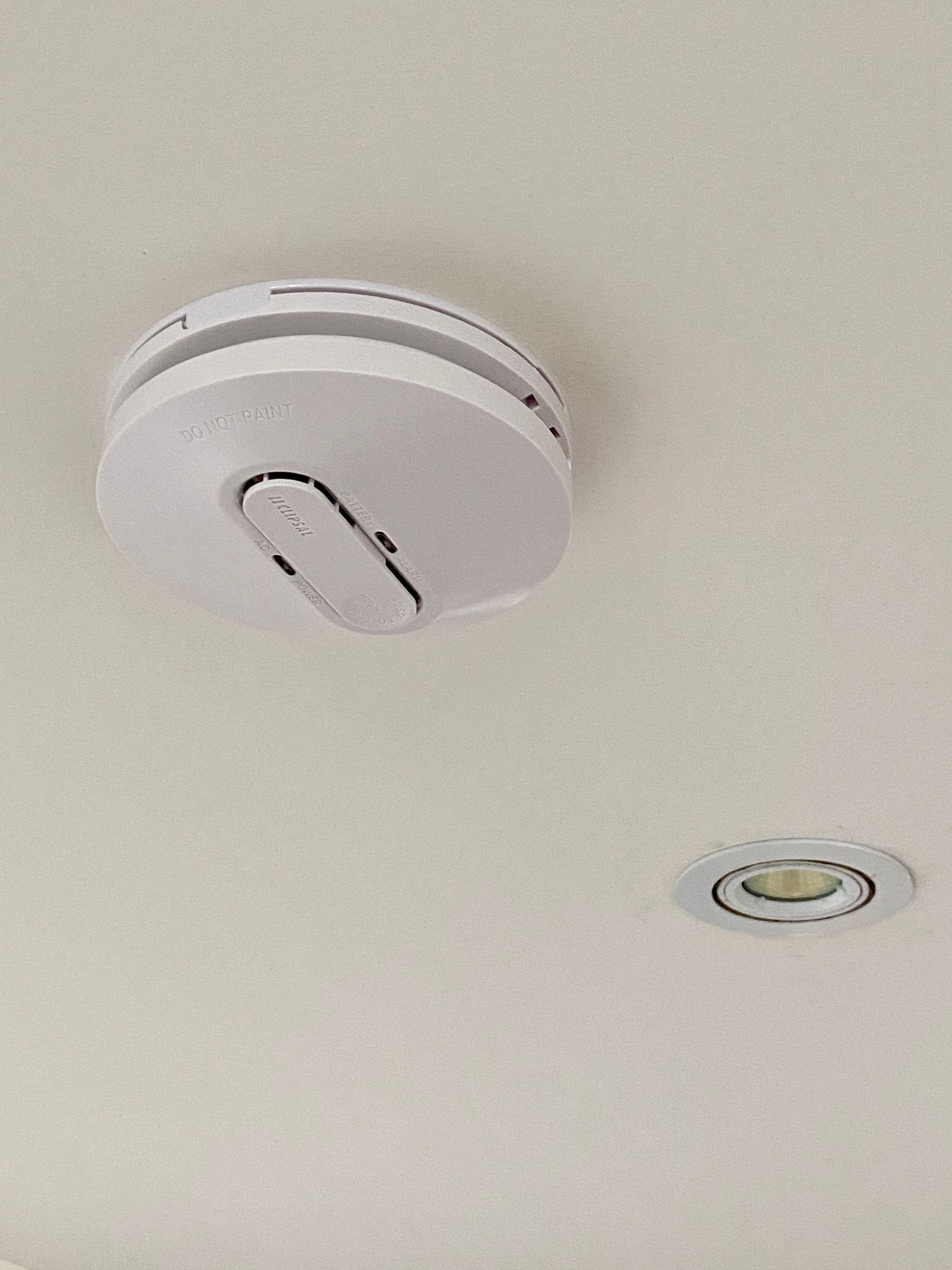 Modern Smoke Alarm With Smart Features