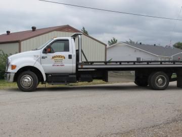 flat bed tow truck