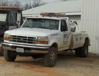 Abney's Garage & Wrecker service truck