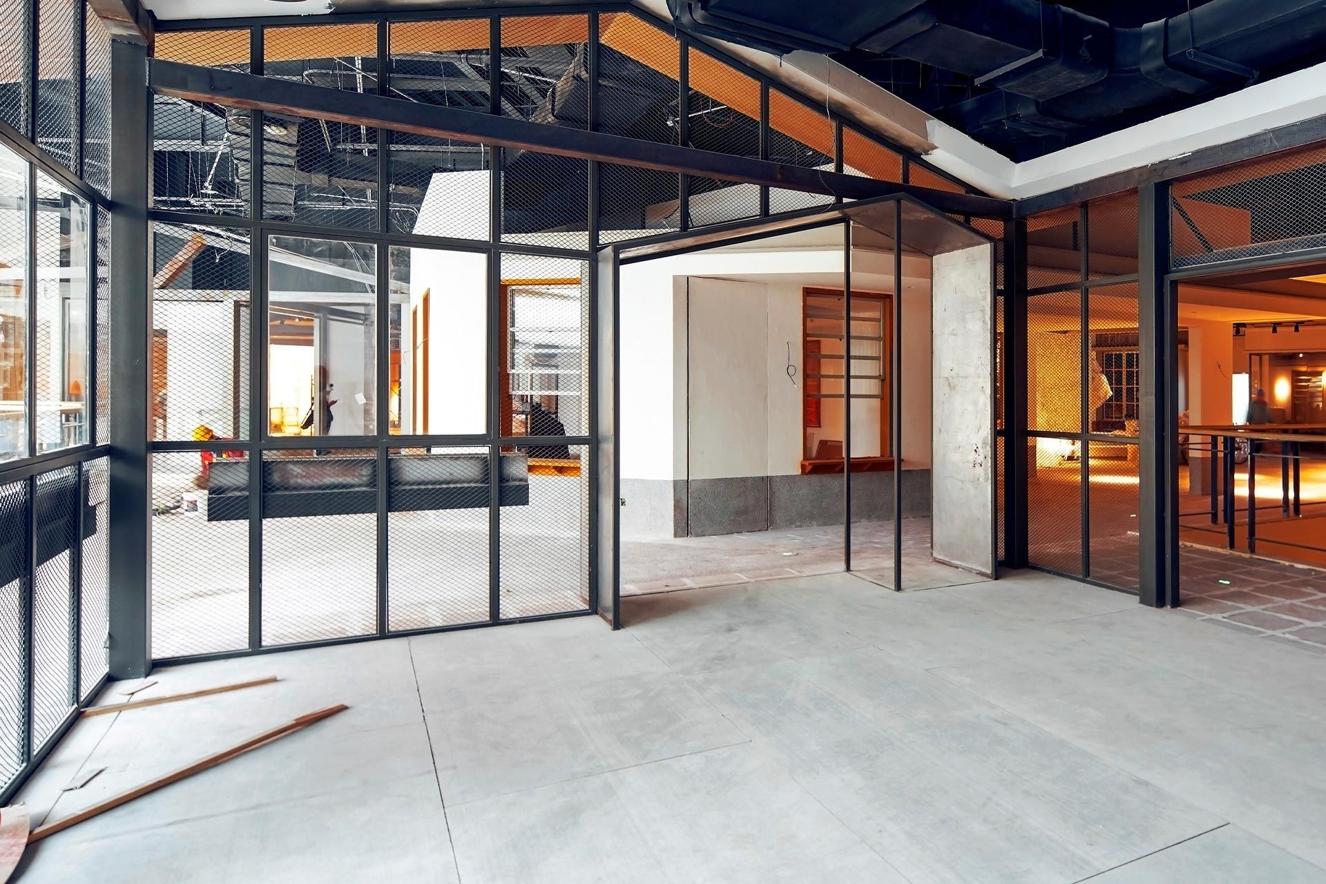 Glass defects on modern construction site
