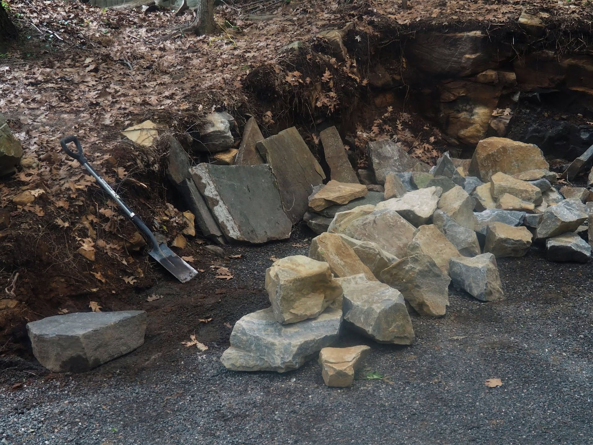 Start of a dry retaining wall construction and build.