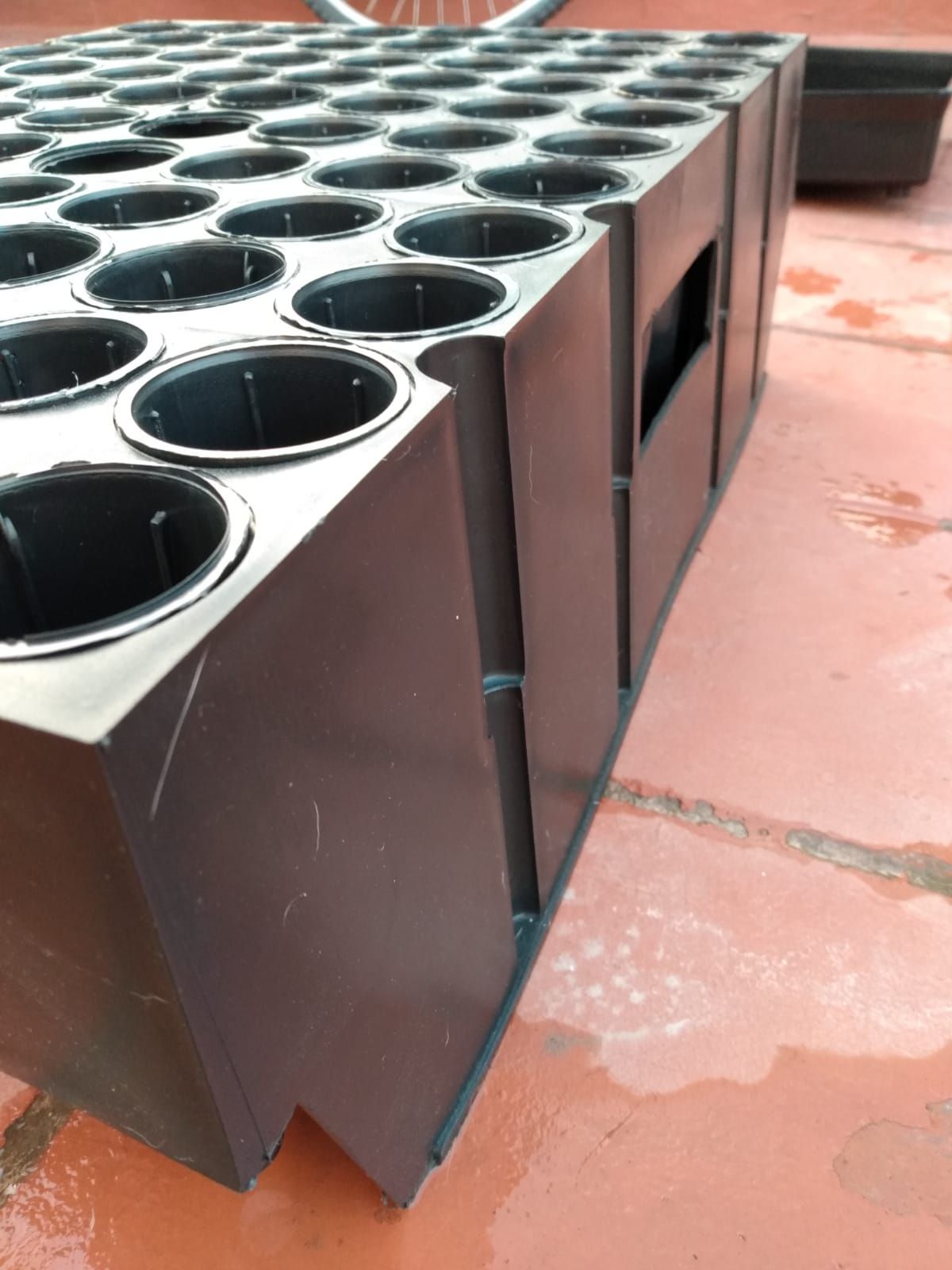 Germinador 88 celda removibles de 140 cc+ contenedora de 38 x 62 x 7cm sin drenaje x 1 kit de 2 producto