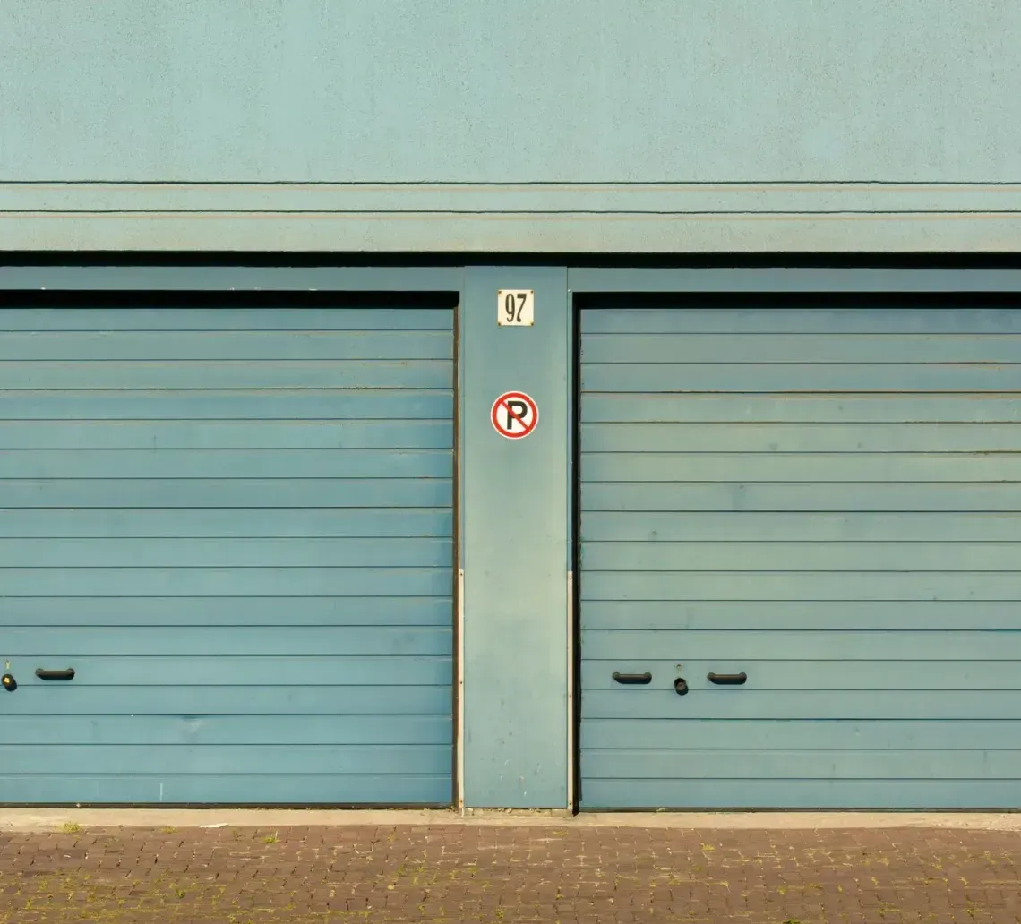 golden-garage-door-solutions-custom-garage-door
