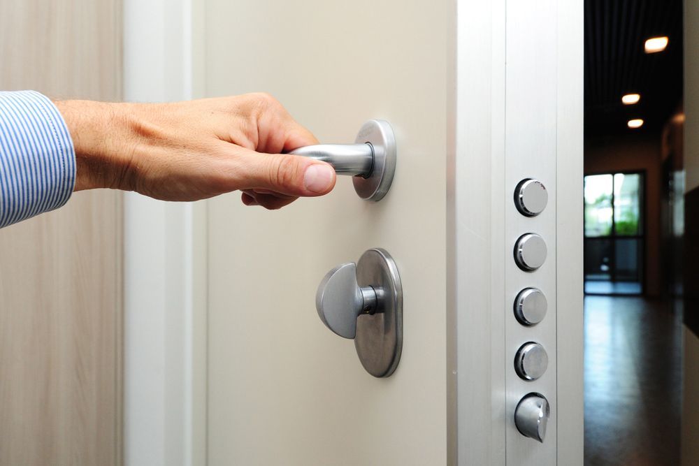 Security against theft in the apartment  — Locksmith in Carrara, QLD