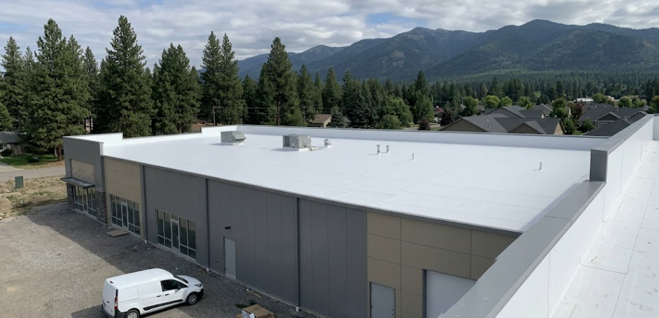 High-quality commercial flat roof installation in the Spokane Washington area.