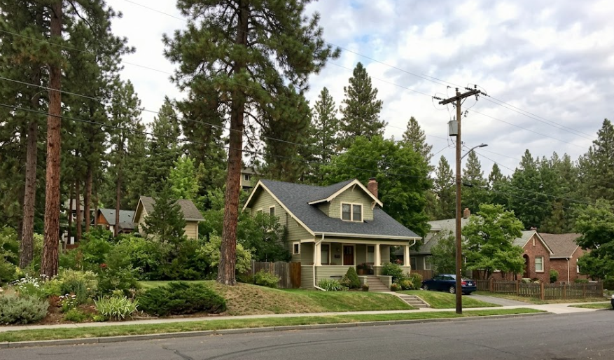 Newly installed residential asphalt shingle roof by expert Spokane roofing contractors.