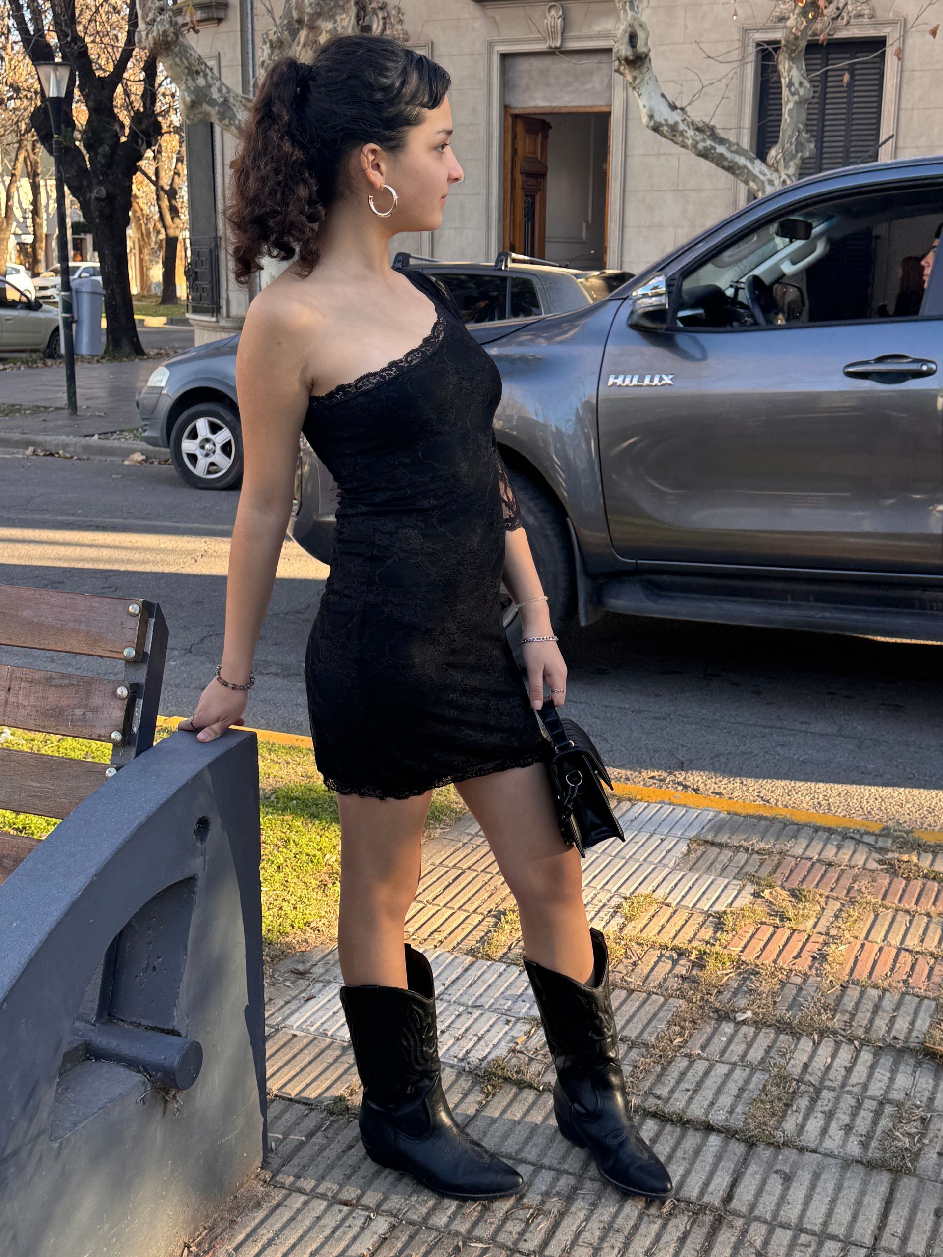 Vestido de encaje negro