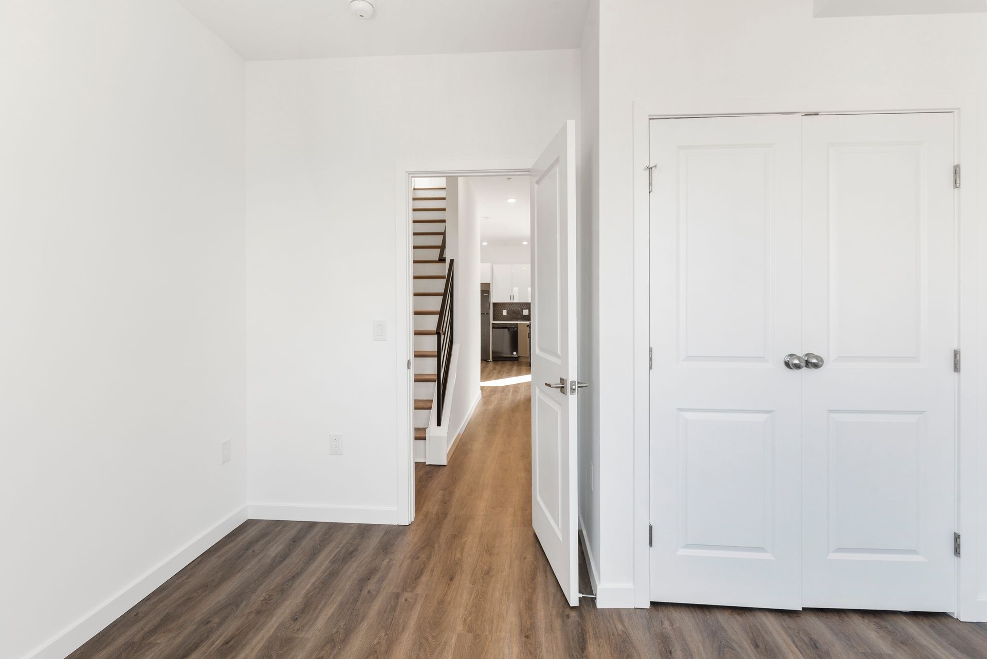 Omega Realty Group 54th STREET MANOR Philadeliphia, PA