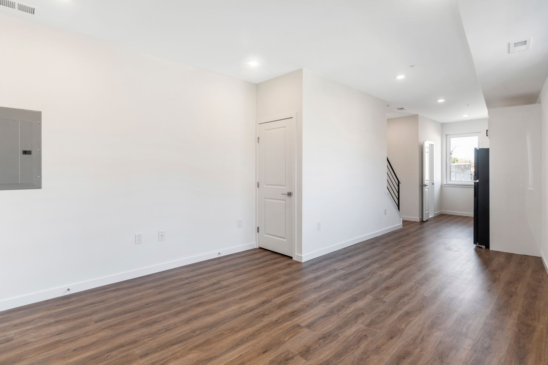 Omega Realty Group 54th STREET MANOR Philadeliphia, PA